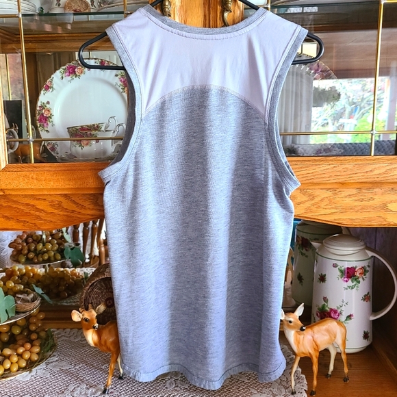 ATHLETIC WORKS TANK TOP - Picture 2 of 3